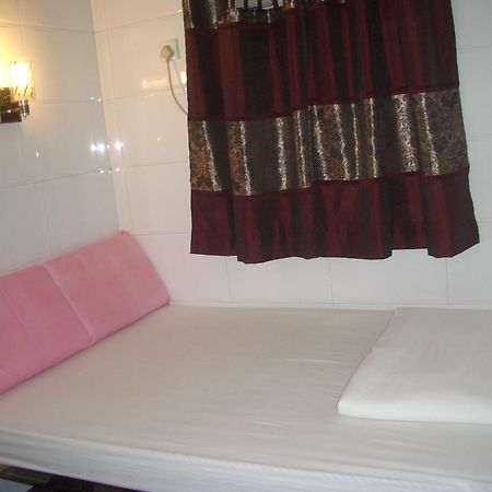 Sun Shine Guest House Гонконг Номер фото