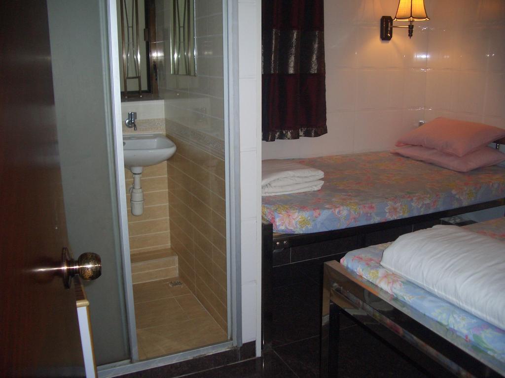 Sun Shine Guest House Гонконг Екстер'єр фото